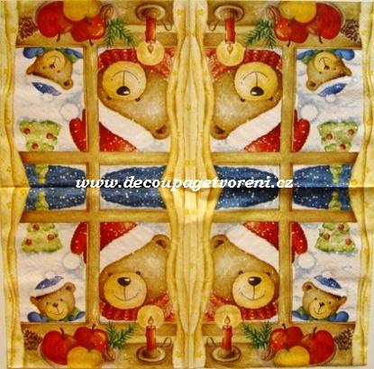 Medvídkové v okně