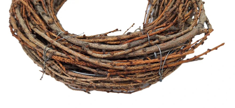 Věnec 25 cm modřín, přírodní