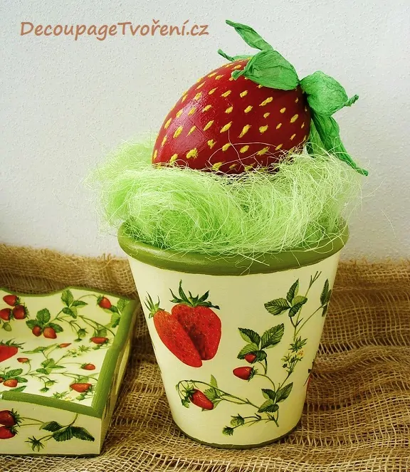 Vejce polystyren 8 cm 