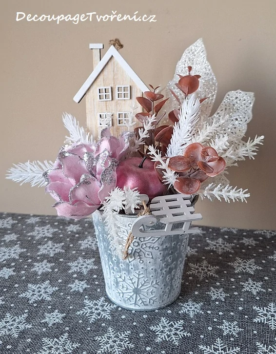 Čemeřice 15 cm třpytky, růžová