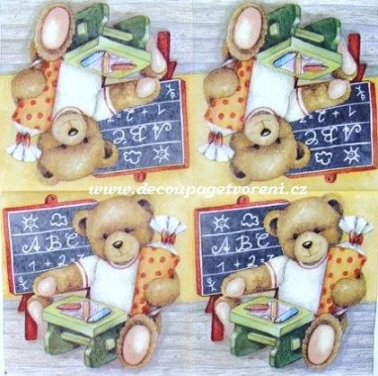 Medvídek ve škole