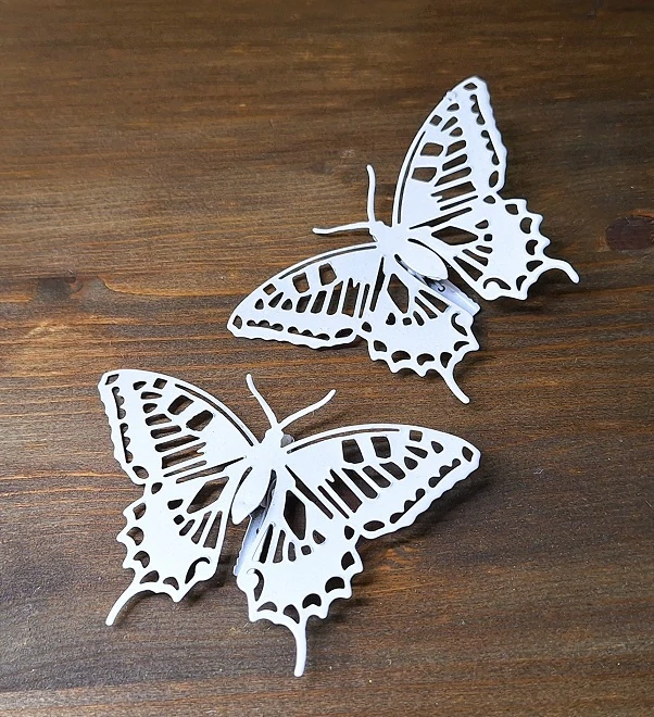 Motýl kov 8 cm, bílý