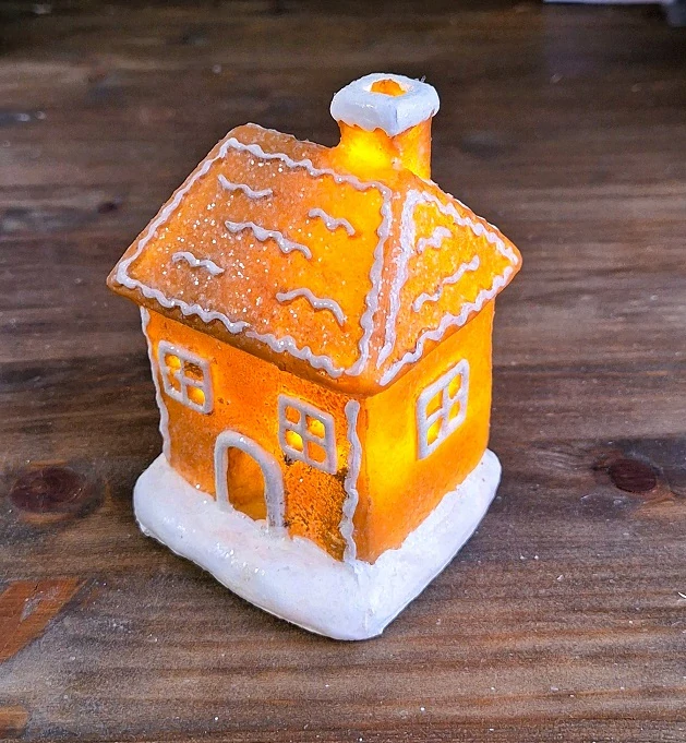 Perníková chaloupka 12 cm LED