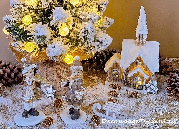 Kostel 18,5 cm LED, sníh