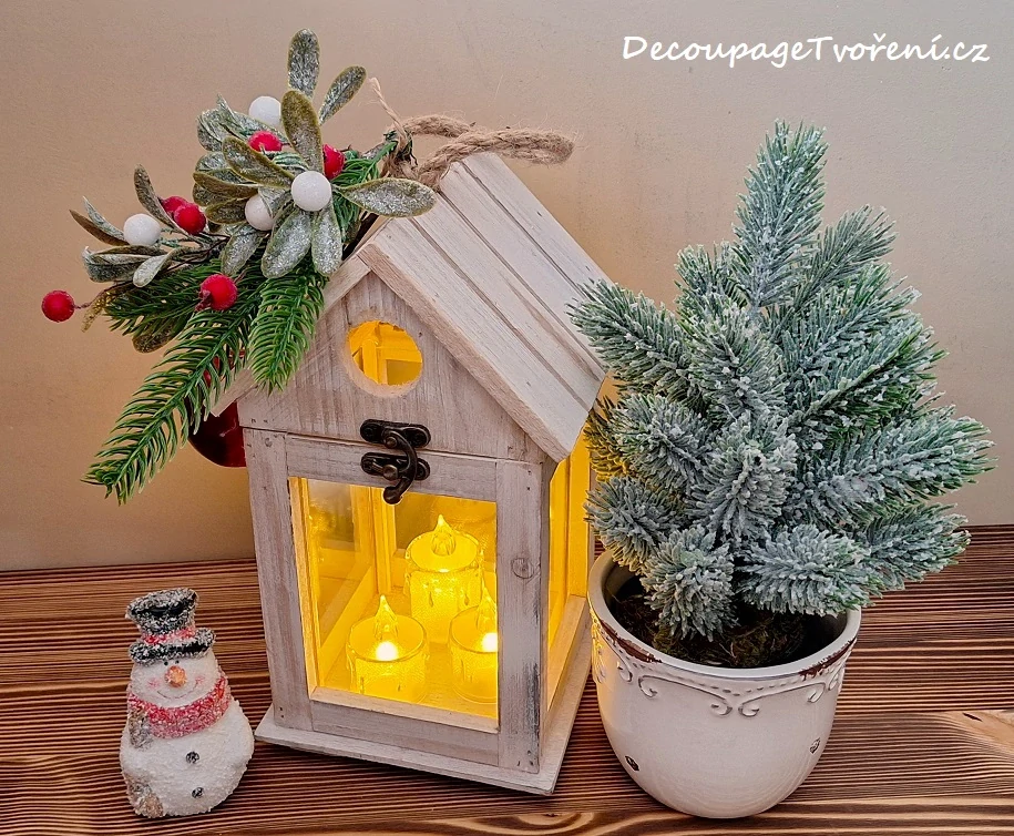 Stromek 28 cm smrk (sníh/mráz), juta