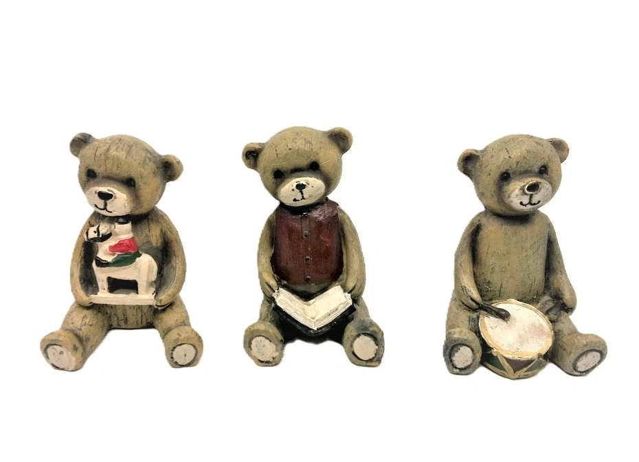 Medvídek s hračkou 8 cm, koník