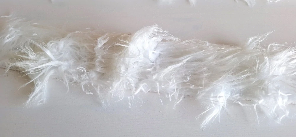 Kožešina 180x8 cm, bílá