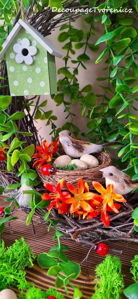 Budka květ 8 cm, zelená