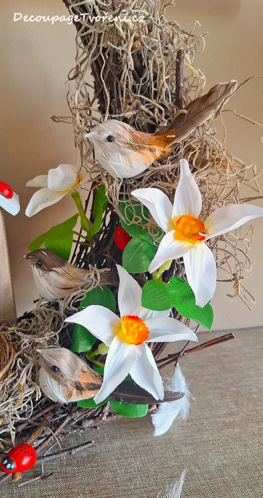 Ptáček 7 cm, bílo-šedo-hnědá