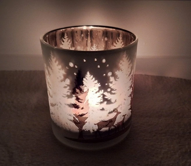 Svícen 8 cm zimní stříbrná, stromy a jelen