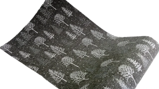 Běhoun 28 cm x 1 m šedá, zimní stromky (CMD)